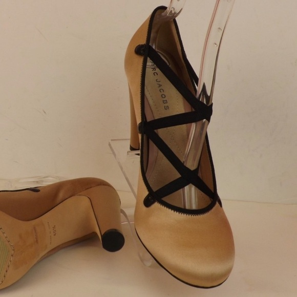 Marc Jacobs Women's Beige Ballet Flats - Picture 13 of 15